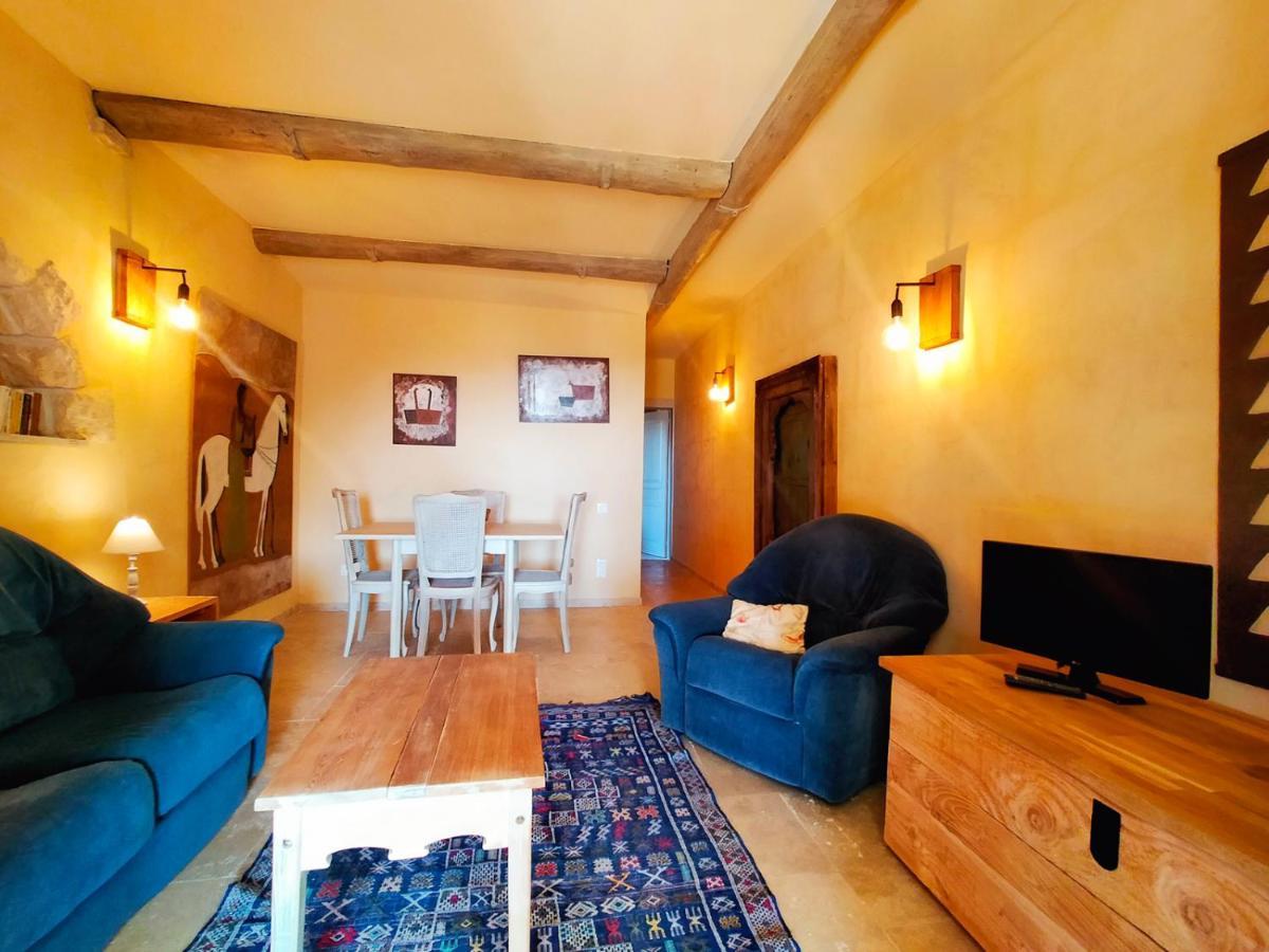 Mas Des Broussonnetiers Apartment Barjac  Exterior photo